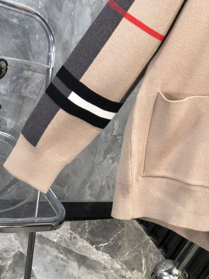 Burberry Sweaters